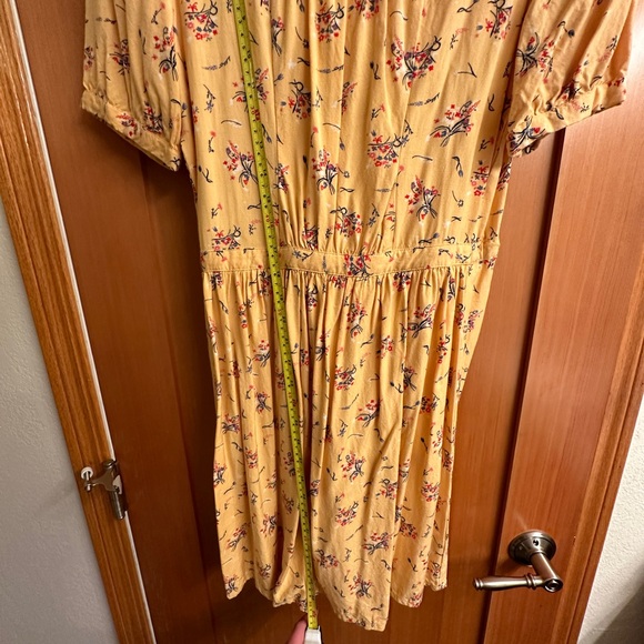 Urban Outfitters Kimchi Blue Yellow Floral Dress Women’s Size M - Picture 4 of 5